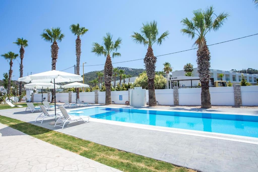 Rosie'S Studios 4 Фалираки Экстерьер фото